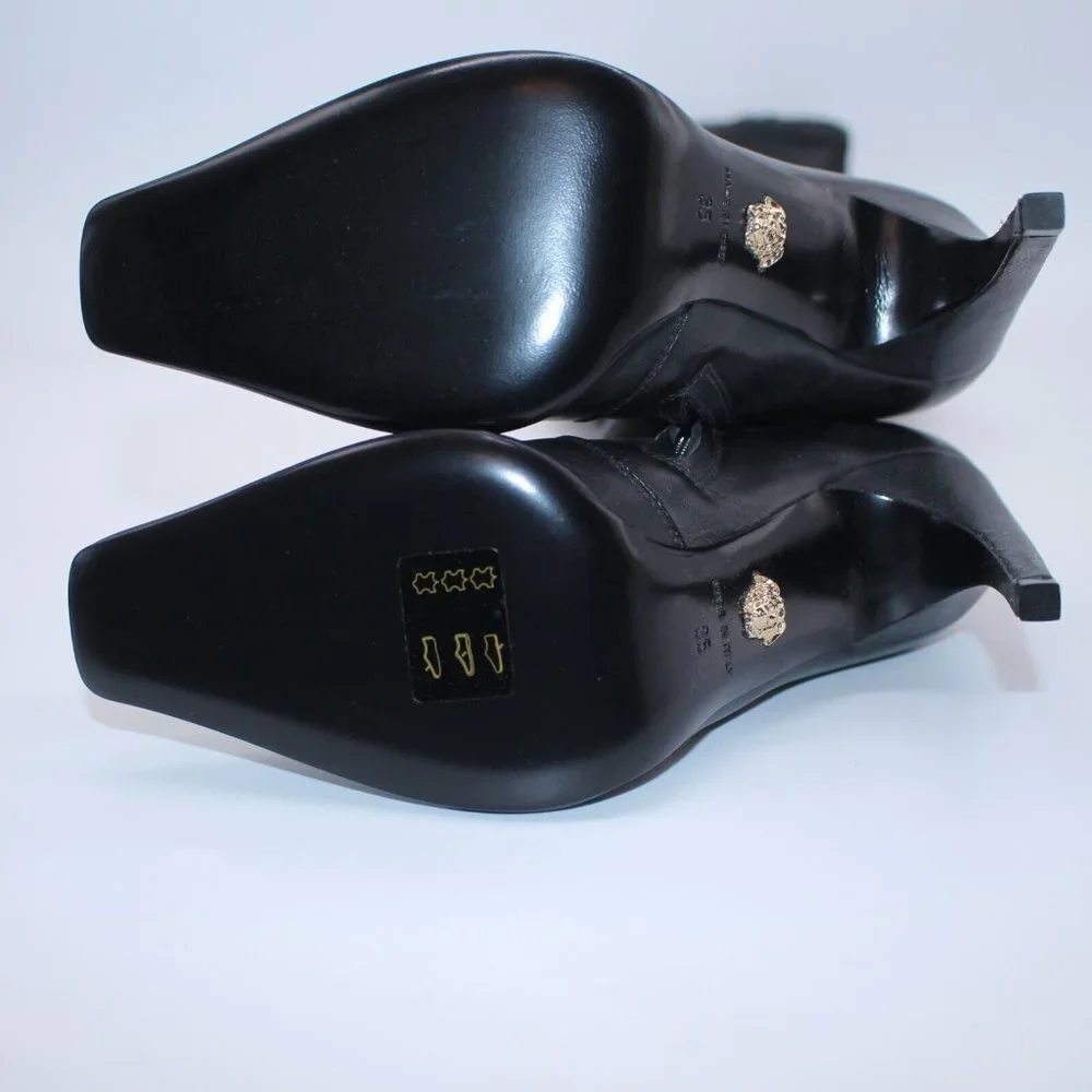 VERSACE OVER-THE-KNEE BLACK LEATHER HORSE RIDING STYLE Boots HIGH HEELS 37.5 7.5